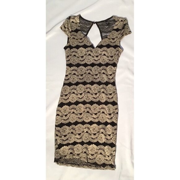 Windsor -Party Dress Vintage - Fully Lined With A Black Sheath Overlay Gold Lace - Picture 1 of 4